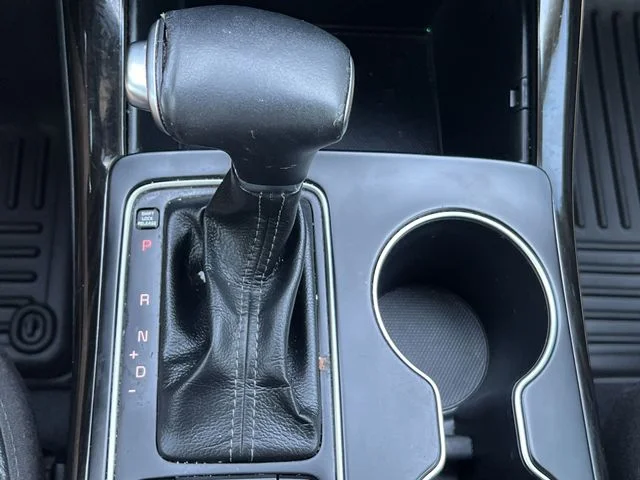 Used 2019 Purple Kia EX image 24