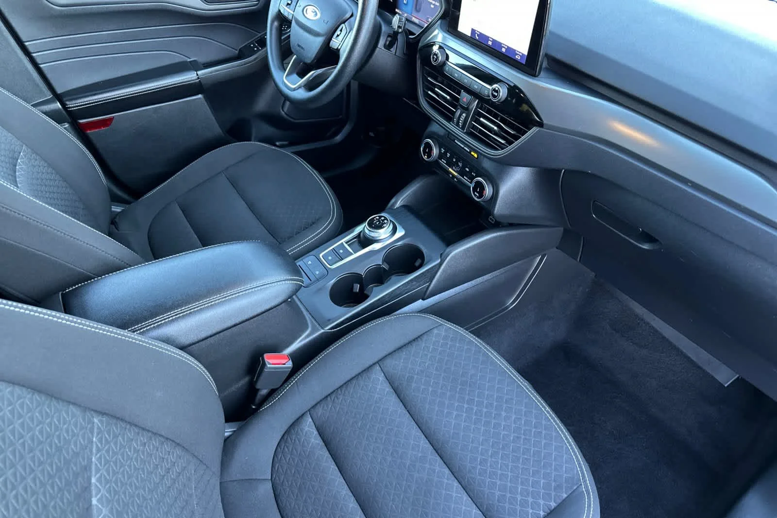 Certified Used 2025 Light Blue Clearcoat Metallic Ford Active image 16