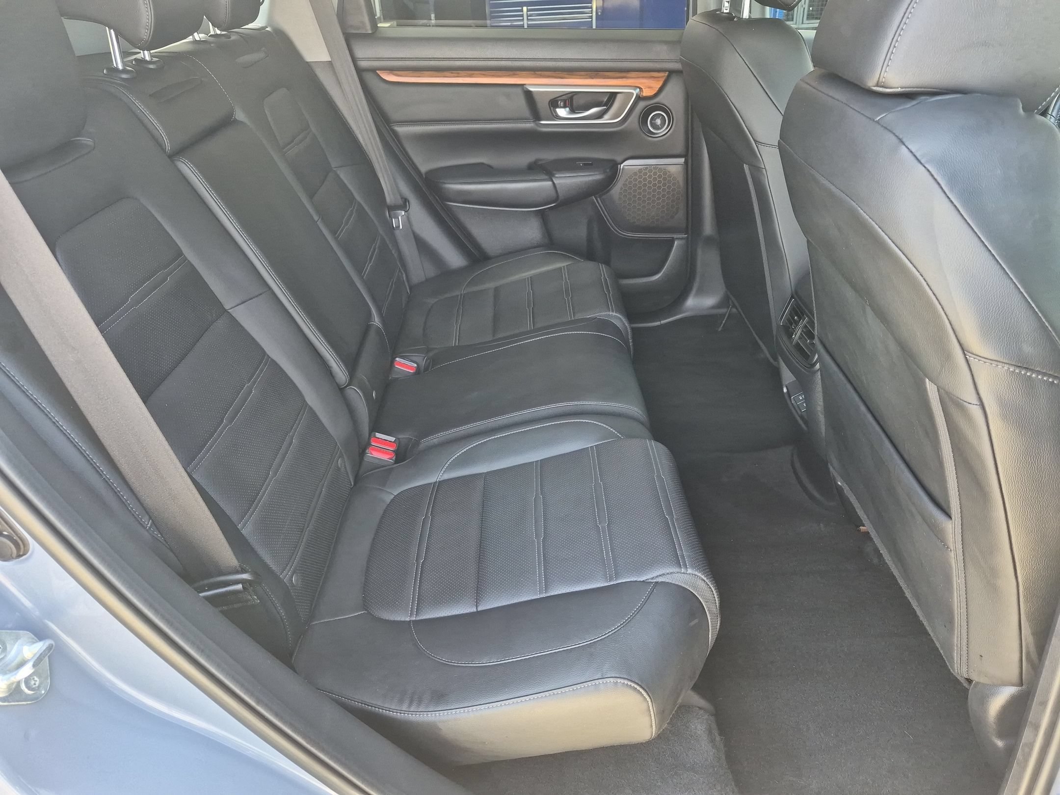Certified Used 2021 Gray Honda EX-L image 30