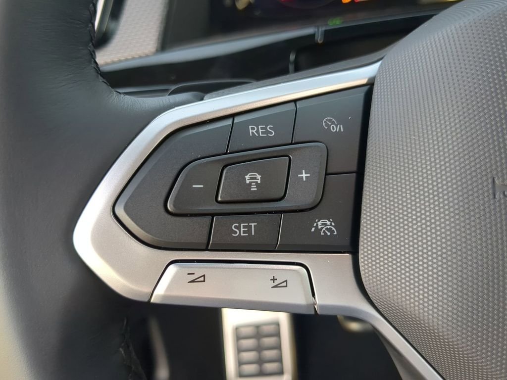 2026 Volkswagen Atlas Cross Sport SEL Premium R-LINE - Photo 30