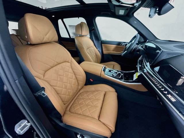 New 2026 Black Sapphire Metallic BMW xDrive40i image 30