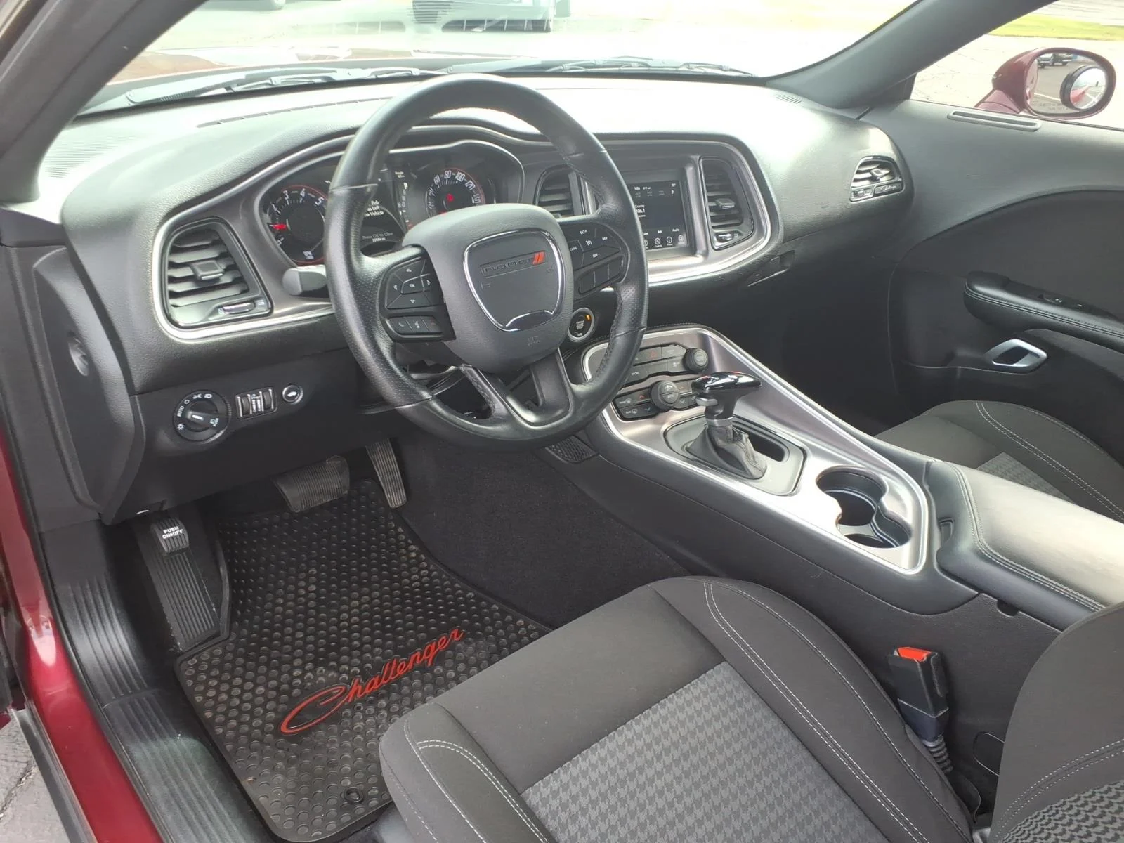 Used 2021 Red Dodge SXT image 7