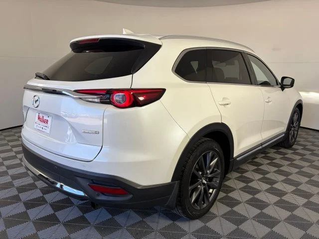 Used 2020 Snowflake White Pearl Mazda Signature image 7