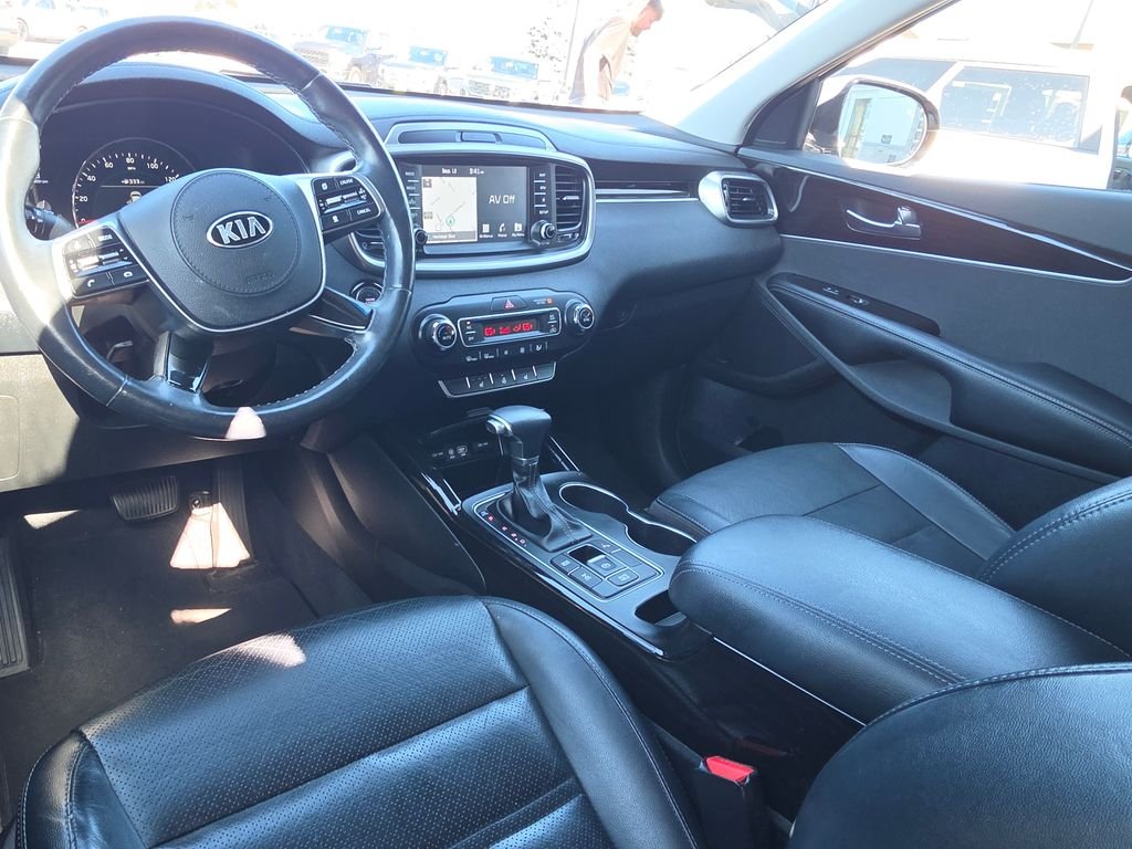 Used 2019 Silver Kia EX image 27