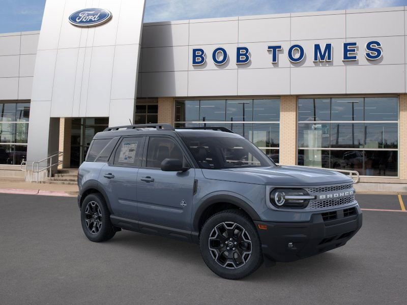 New 2025 Azure Gray Metallic Tri-Coat Ford Outer Banks® image 8