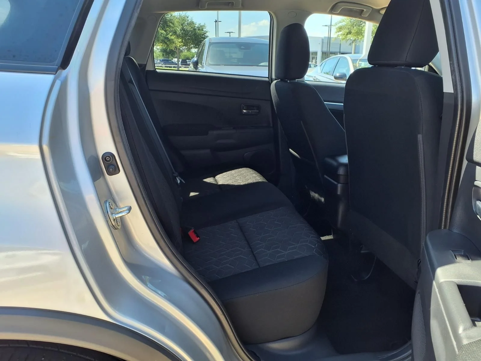 Used 2024 Silver Mitsubishi 2.0 S image 8