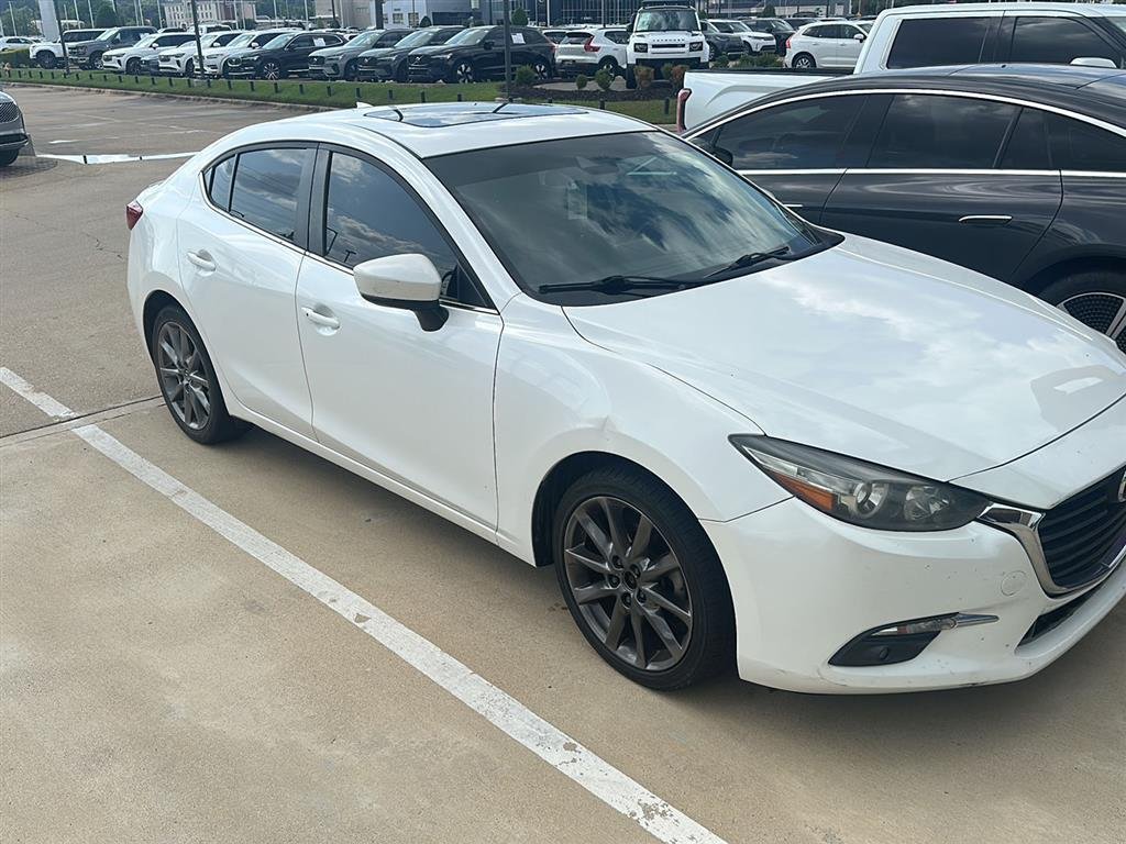 Used 2018 Snowflake White Pearl Mica Mazda Touring image 2