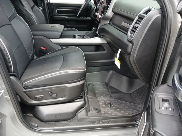 New 2026 Ceramic Gray Clear-Coat Exterior Paint RAM Laramie image 34