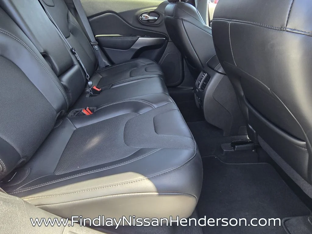 Used 2019 White Jeep Limited image 14