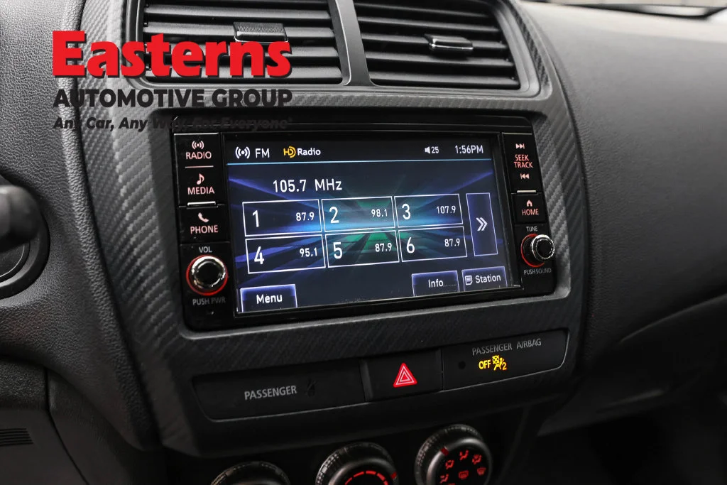 Used 2024 Gray Mitsubishi 2.0 ES image 18