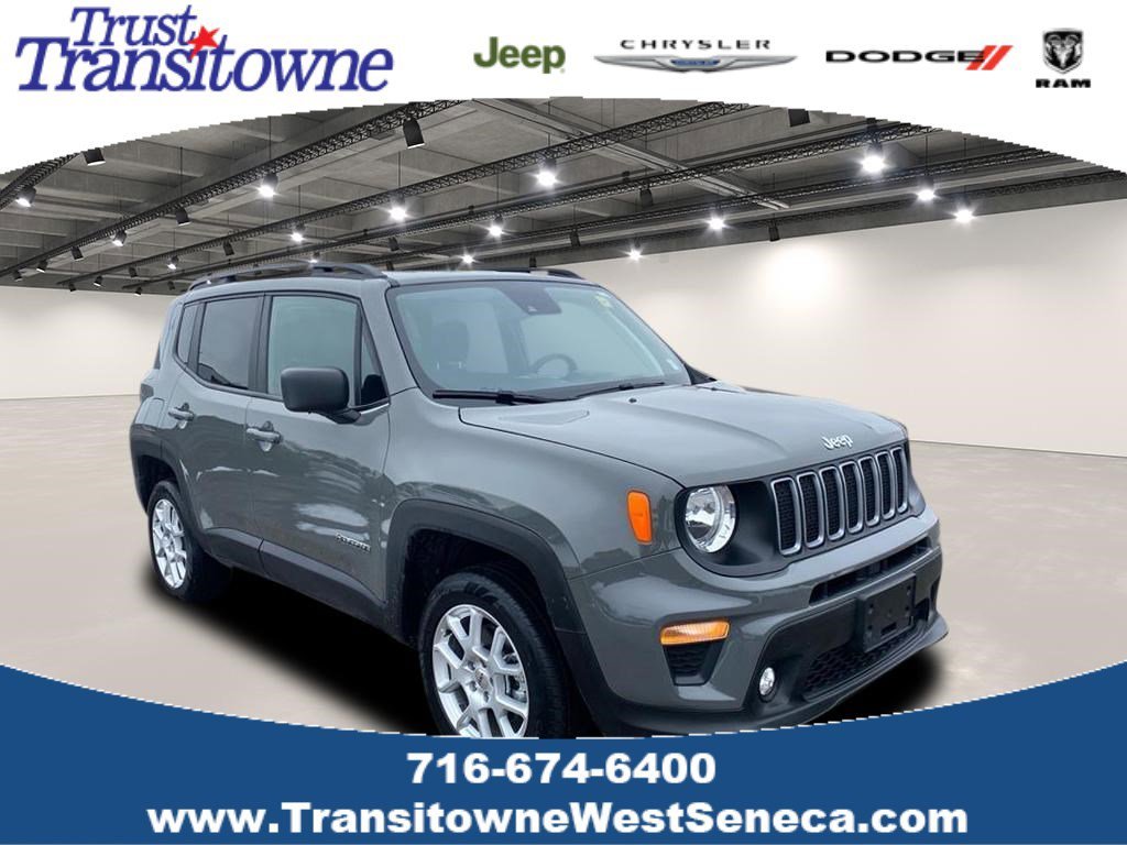 Used 2022 Sting-Gray Clearcoat Jeep Latitude image 1
