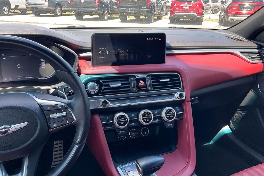 Used 2023 White Genesis 3.3T image 9