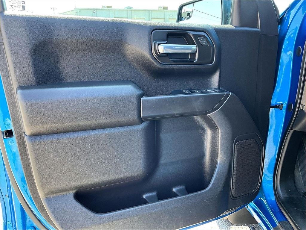 Used 2022 Blue Chevrolet Custom Trail Boss image 9