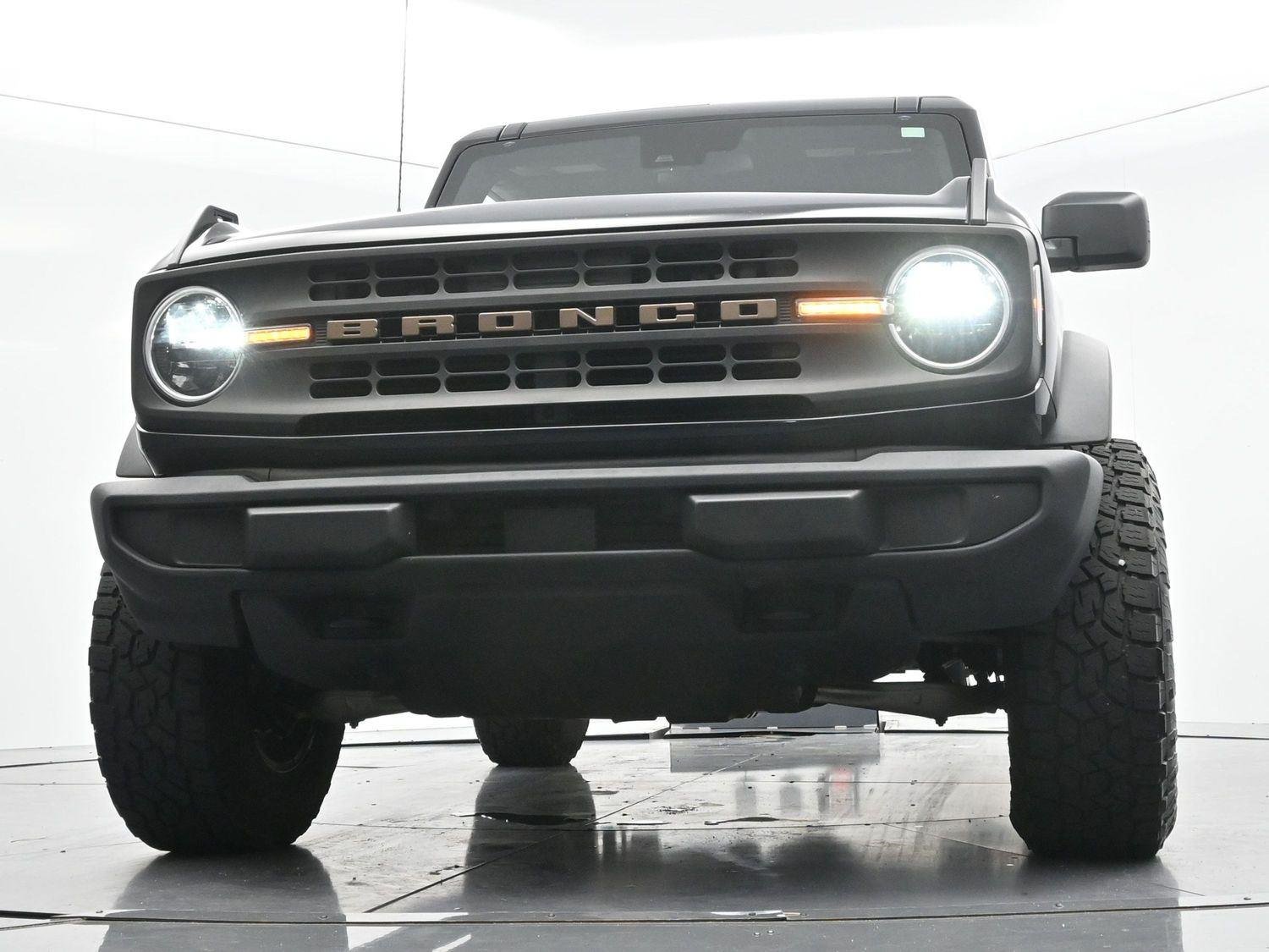 Used 2022 Shadow Black Ford Base image 48
