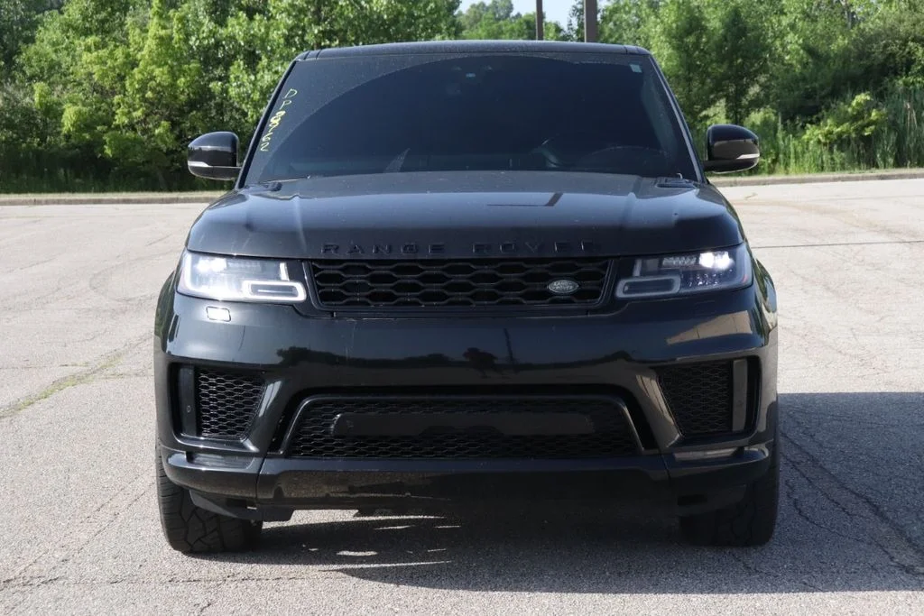 Used 2021 Santorini Black Land Rover HSE Dynamic image 3