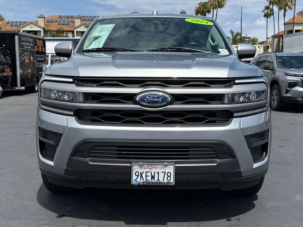 Used 2024 Silver Ford XLT image 4