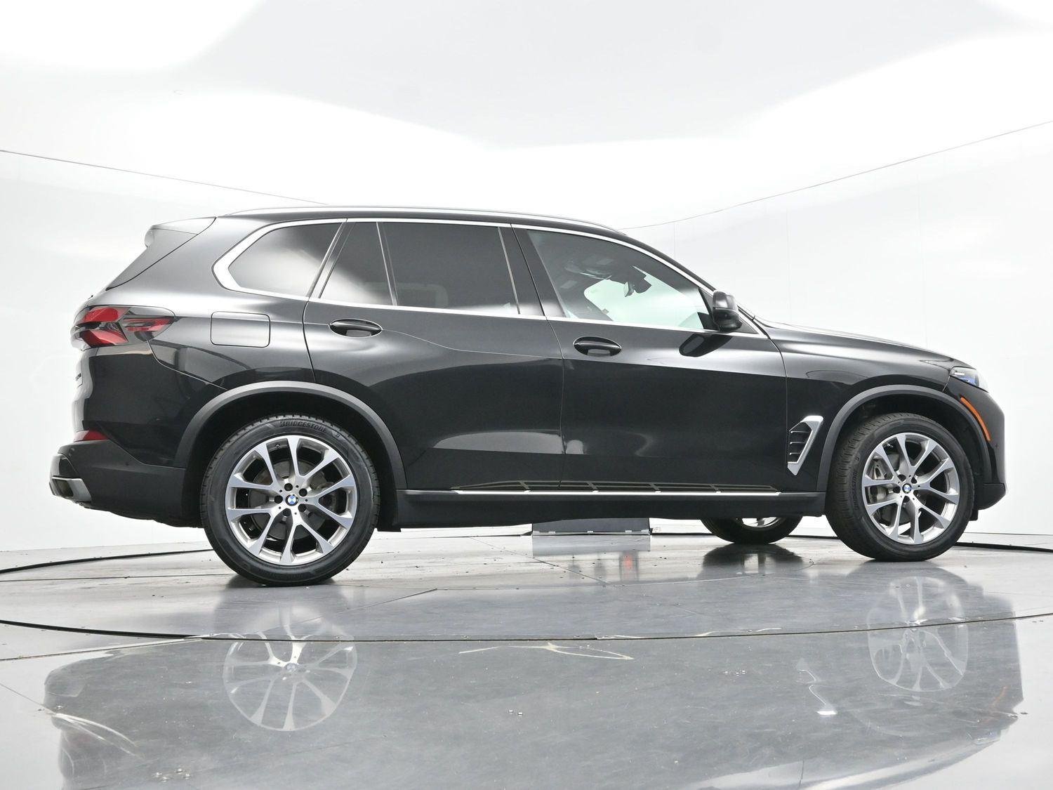 Used 2024 Carbon Black Metallic BMW xDrive40i image 56