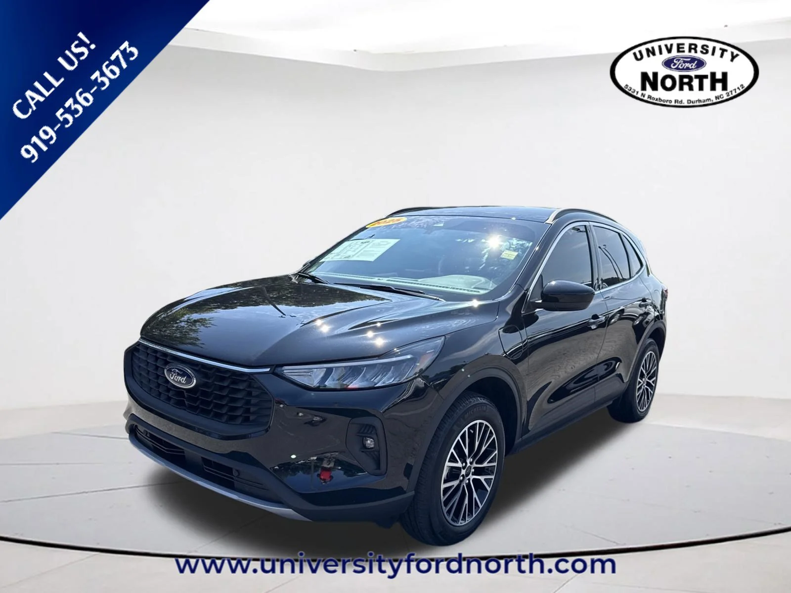 Used 2025 Agate Black Metallic Ford PHEV image 3