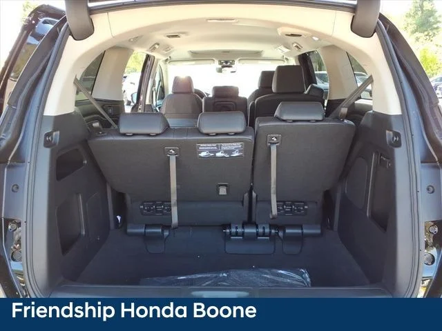 Used 2026 Black Honda EX-L image 11
