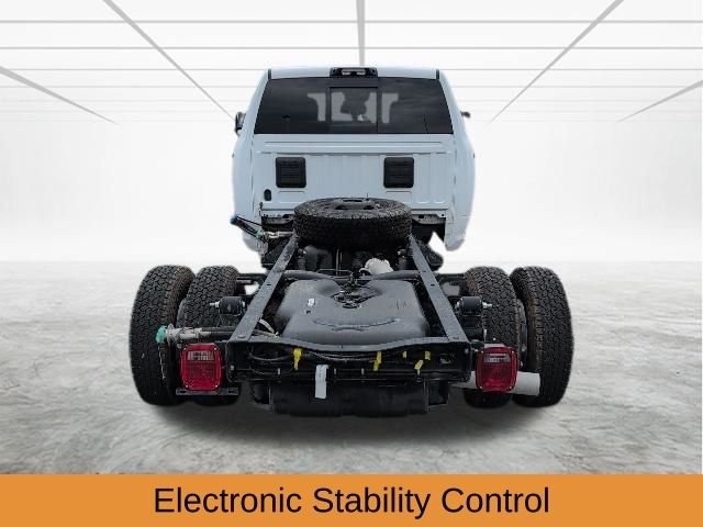 2025 RAM 3500 Chassis Tradesman - Photo 6