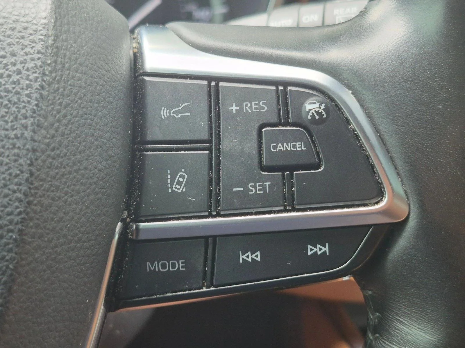 Used 2021 Magnetic Gray Metallic Toyota Platinum image 9