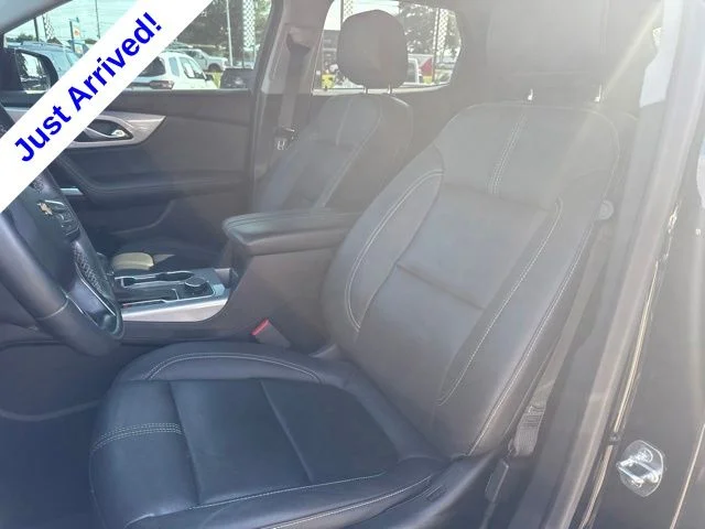 Used 2023 Black Chevrolet LT image 10