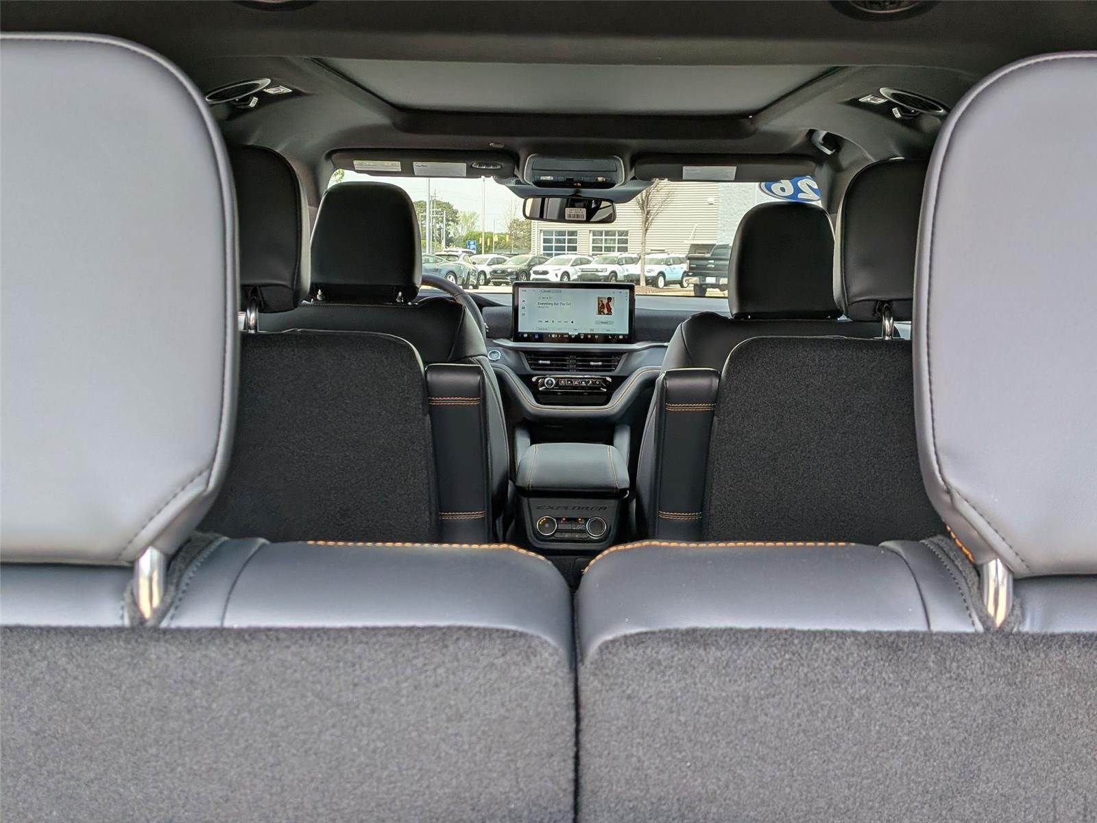 New 2026 Star White Metallic Tri-Coat Ford Tremor® image 33