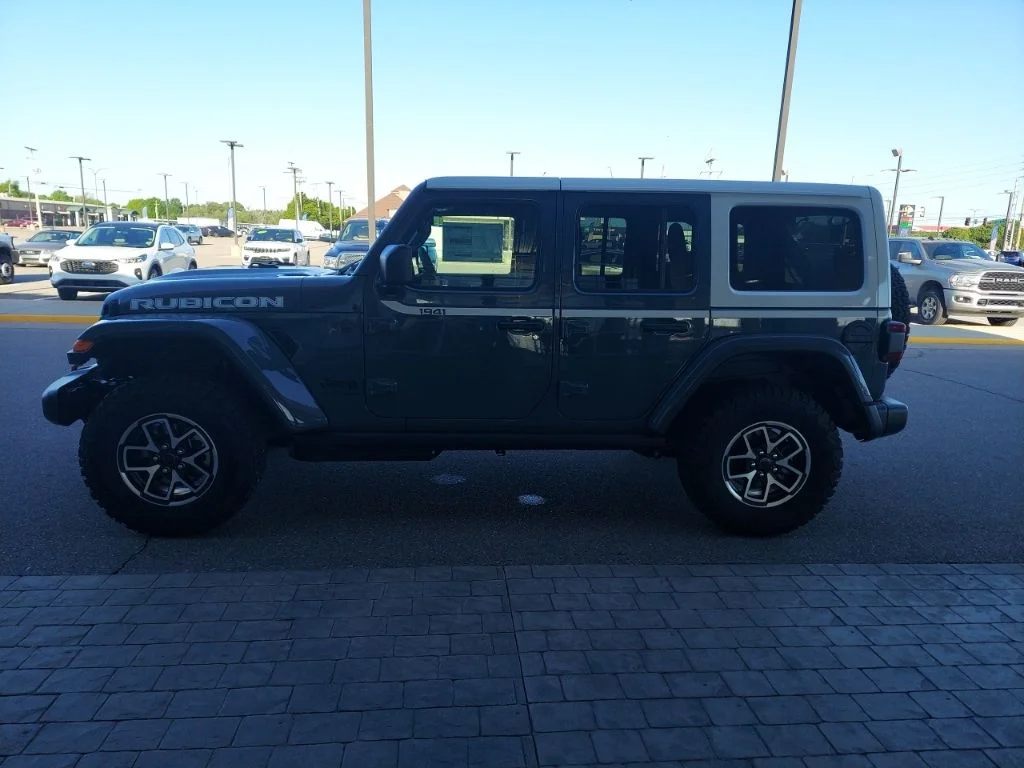 New 2026 Gray Jeep Rubicon image 4