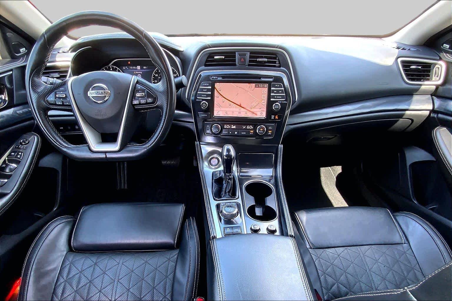 Certified Used 2019 Pearl White Tricoat Nissan Platinum image 14