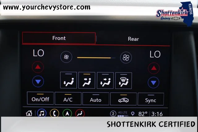 Used 2023 White GMC Denali image 30