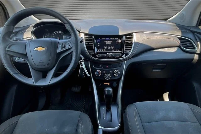 Used 2021 Gray Chevrolet LS image 7