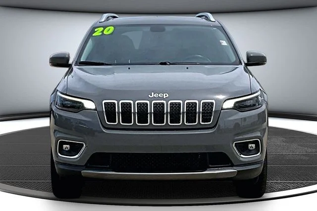 Used 2020 Jeep Cherokee Limited with VIN 1C4PJMDX0LD643651 for sale in Kansas City