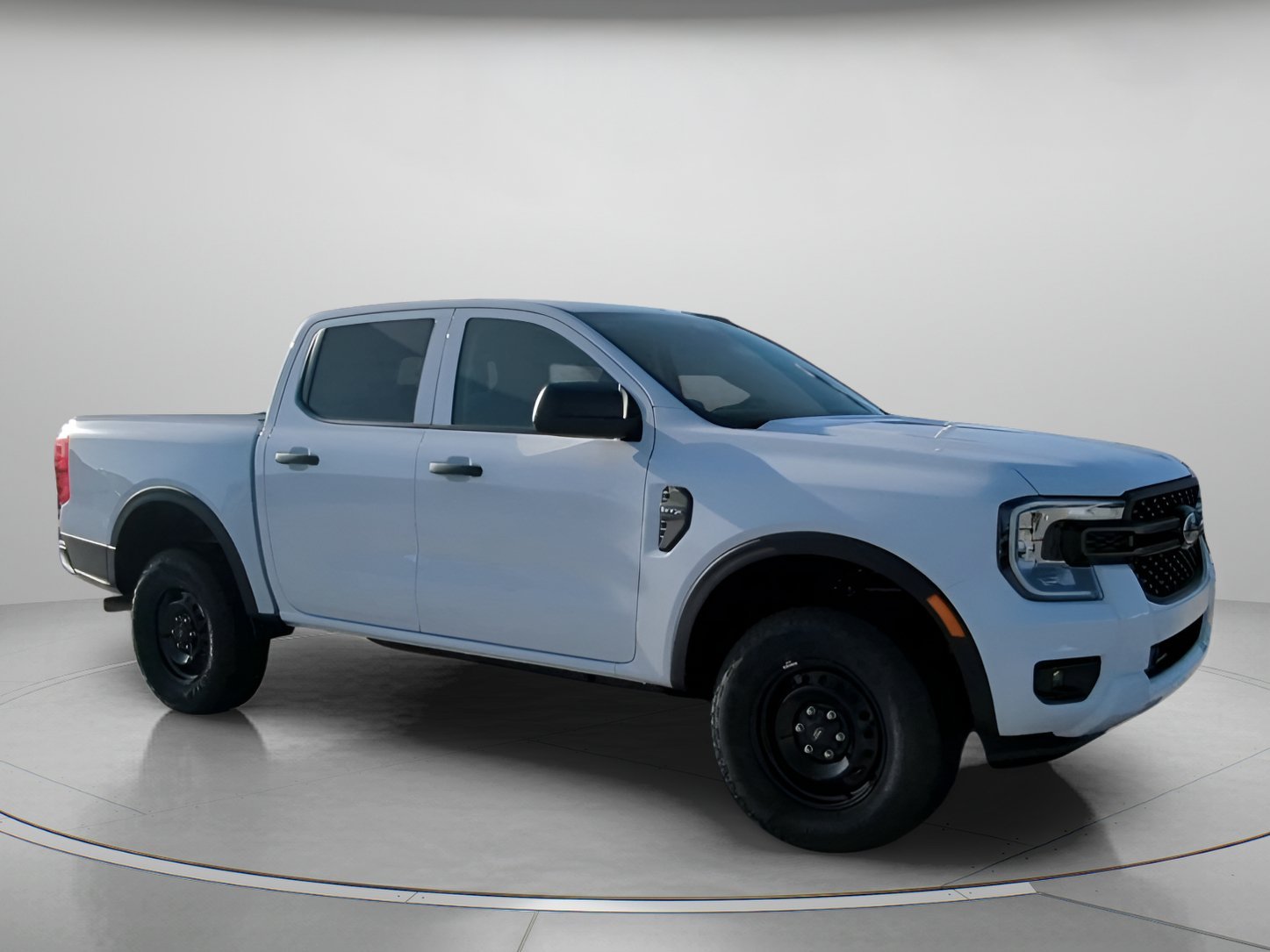 New 2026 Oxford White Ford XL image 33