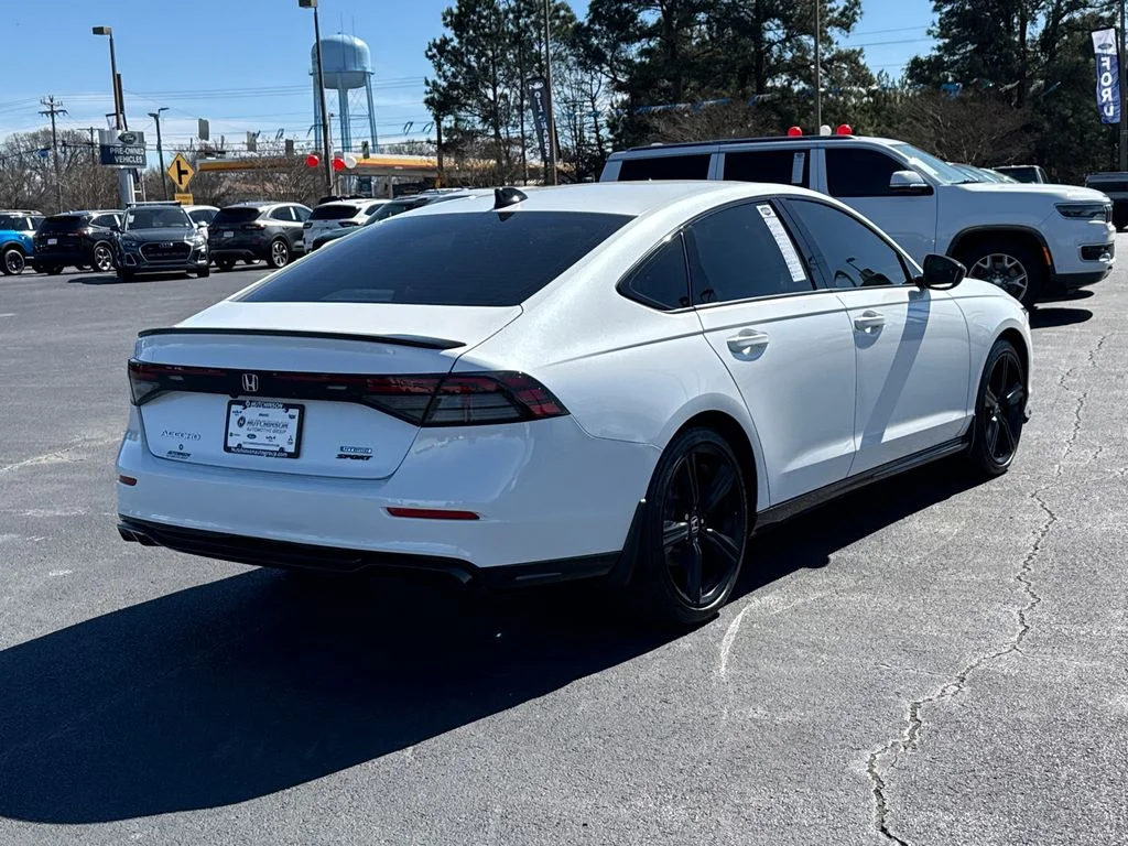 Used 2025 White Honda Sport-L image 7