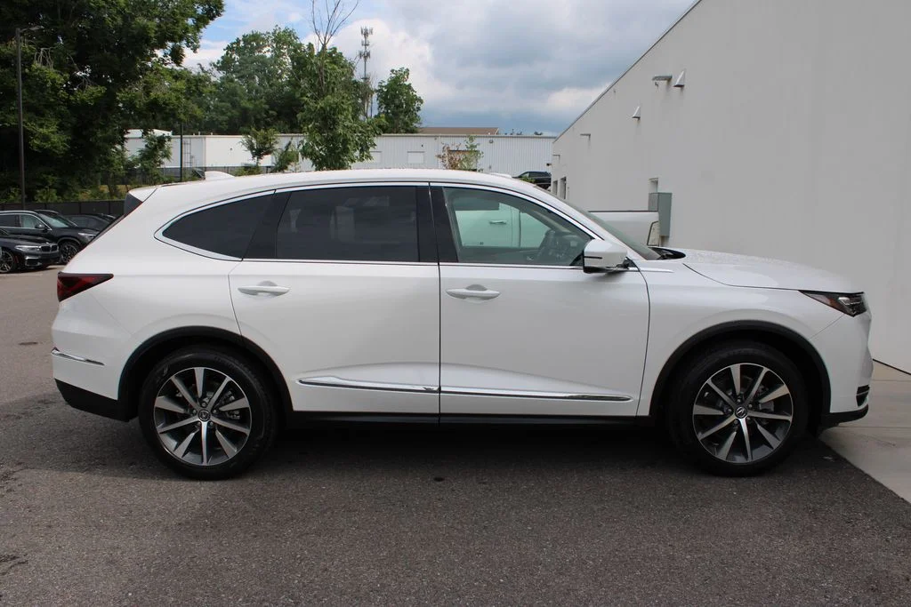 New 2026 Platinum White Pearl Acura Technology Package image 32