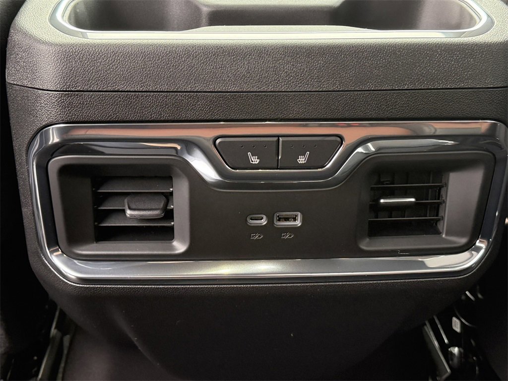 2026 GMC SIERRA - Image 30