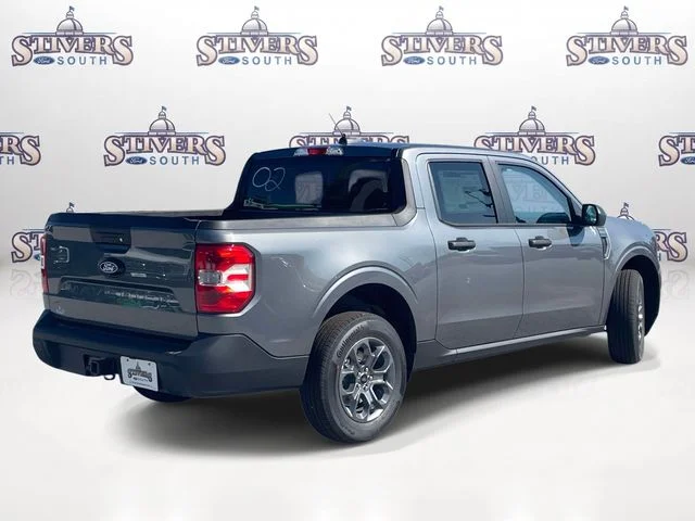 New 2026 Gray Ford XLT image 3