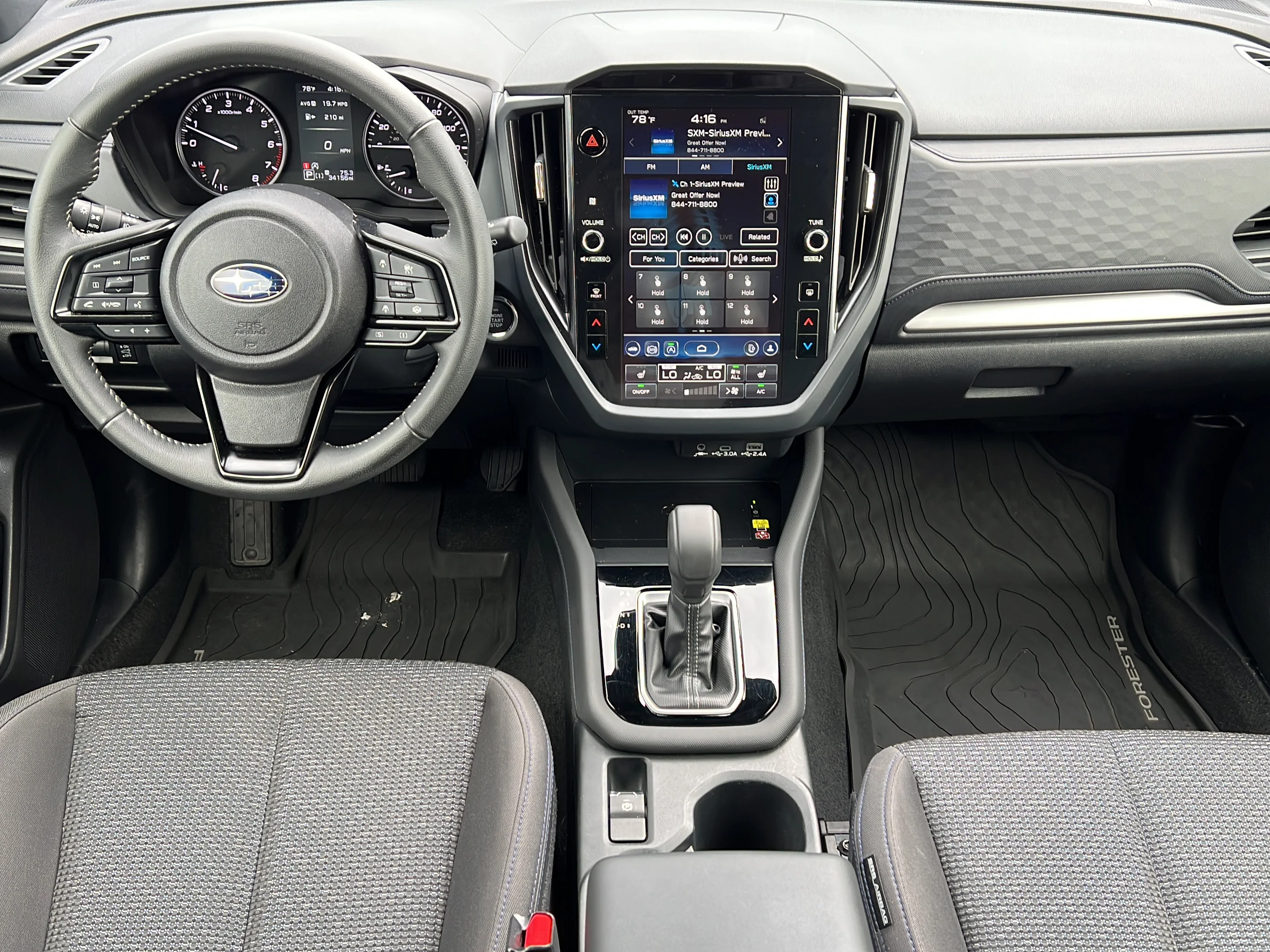 Used 2025 River Rock Pearl Subaru Premium image 14