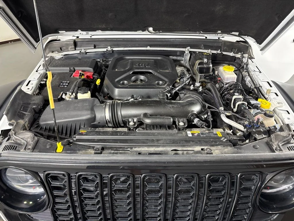 Used 2025 White Jeep Willys image 46