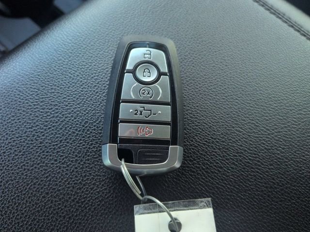 Used 2024 Silver Ford Lariat image 27