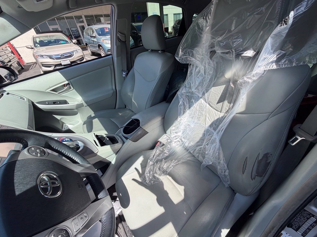Used 2014 Classic Silver Metallic Toyota Four image 10