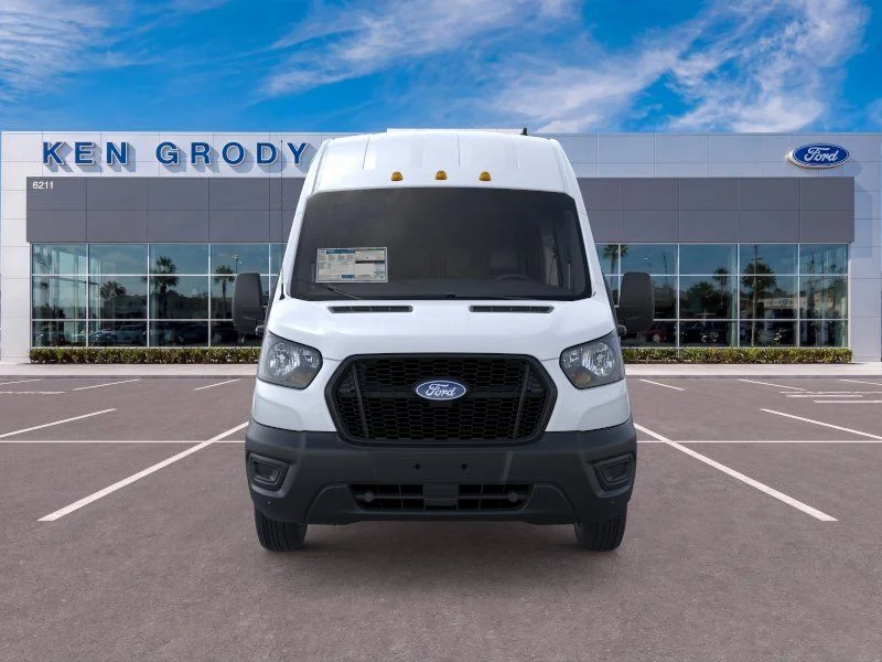 New 2026 Oxford White Ford Base image 6