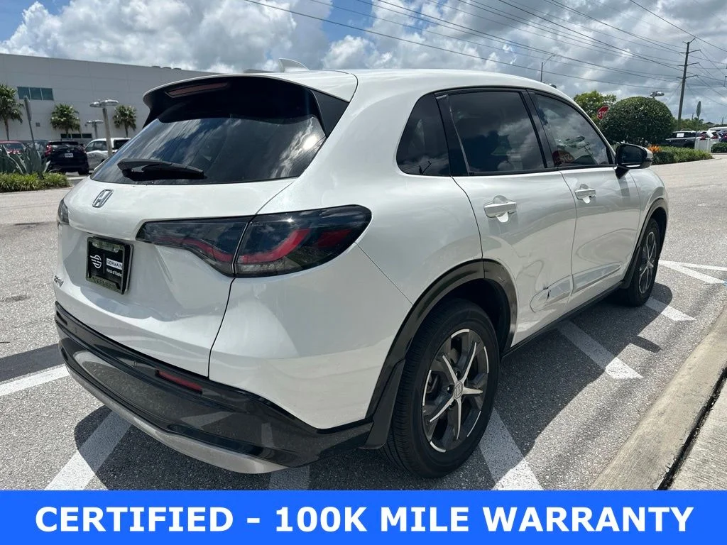 Certified Used 2023 Platinum White Pearl Honda EX-L image 6