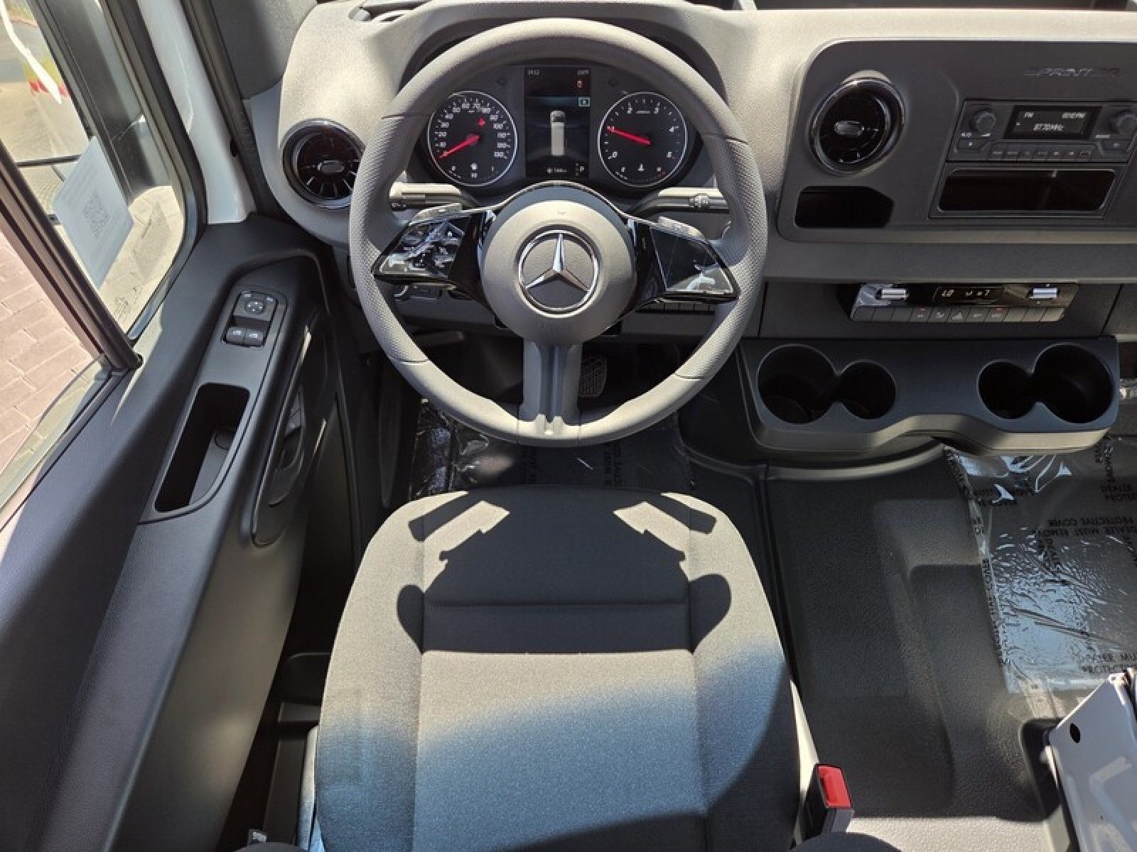 New 2026 Arctic White Mercedes-Benz DCWS2S image 18
