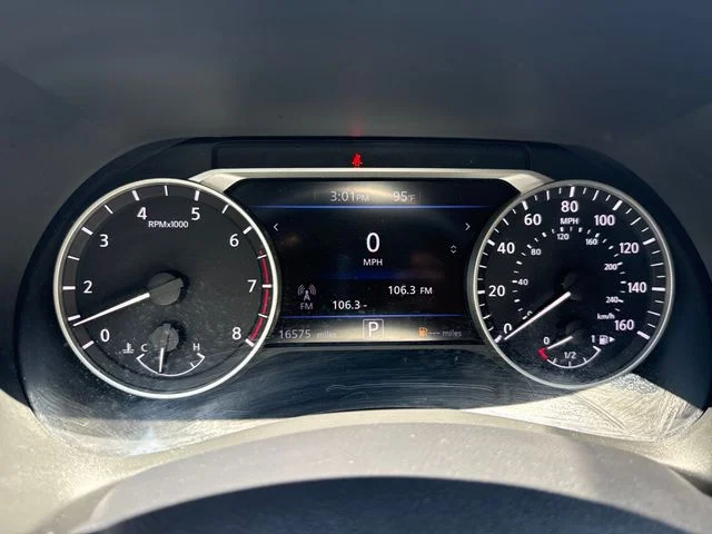 Used 2023 White Nissan SV image 16