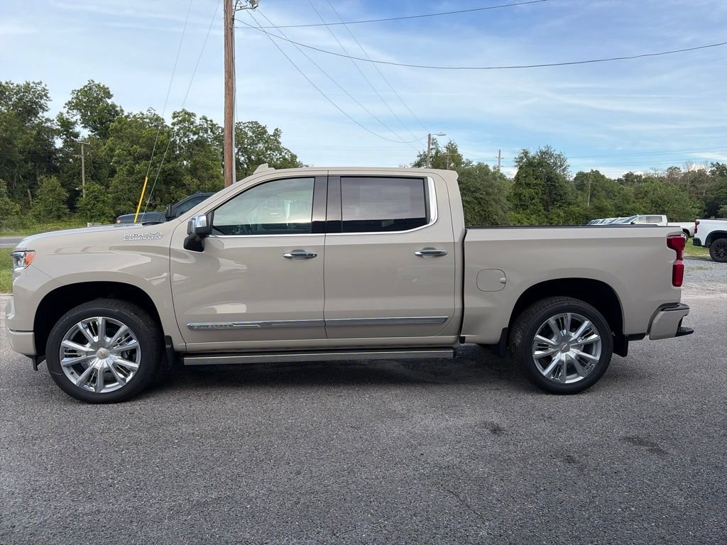 New 2026 White Sands Chevrolet High Country image 3
