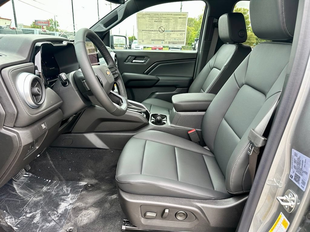2026 Chevrolet Colorado LT - Photo 14