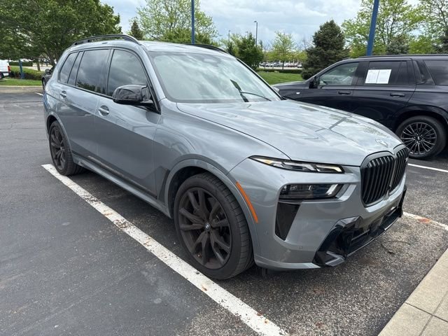 2023 BMW X7