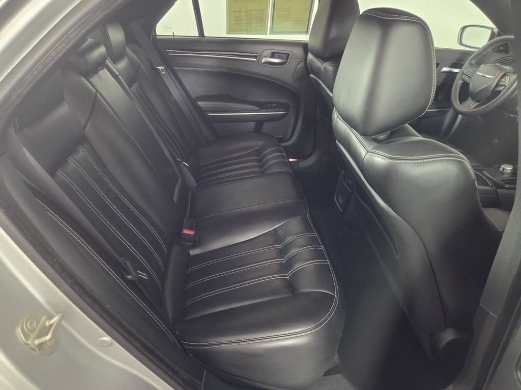 Used 2023 Silver Mist Clearcoat Chrysler 300S image 29