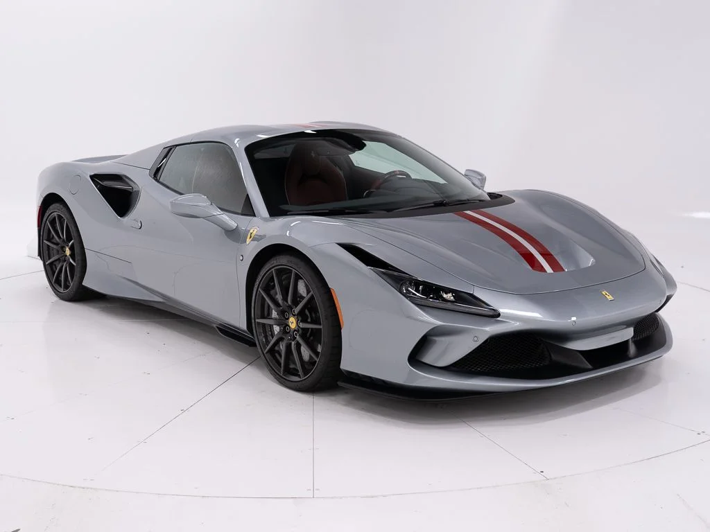 Used 2023 Grigio Titanio Metallic Ferrari  image 16
